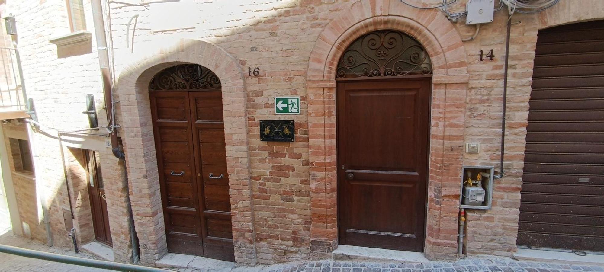I Templari - Affittacamere Castignano Dış mekan fotoğraf